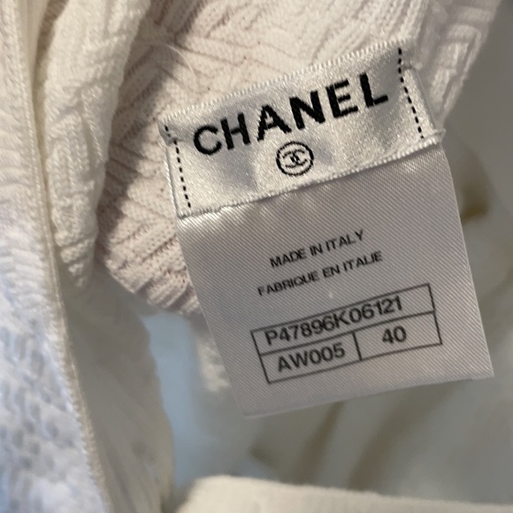 ❌SOLD❌ Chanel Two Pieces Suit - Picture 9 of 10